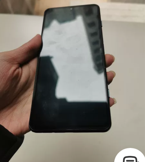 出黑鲨4PRO8+256GB，边框没磨损，...