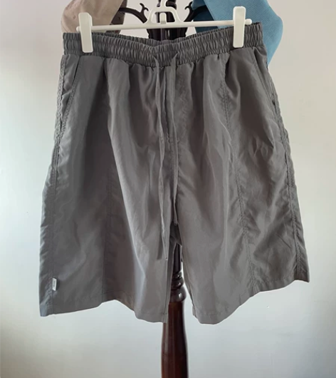 听风夏季日系薄款休闲短裤男灰色直筒五分裤宽...