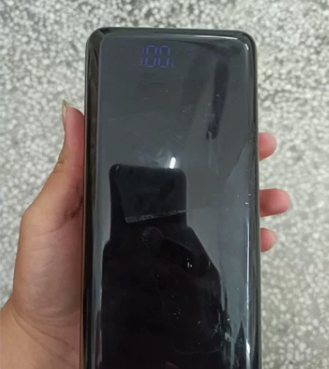 南极人充电宝，买回来一个月才用几次 想要的...