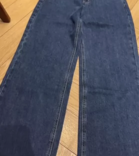韩国阔腿裤，S码，实拍如图，当地实体店购入...
