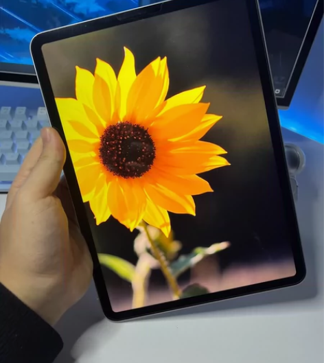 iPad Air4 深灰色充电33次！64...