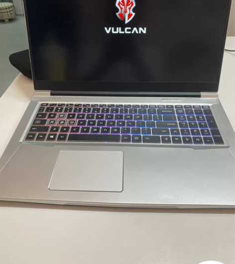 火影x9plus电竞游戏本，17.3寸屏幕...