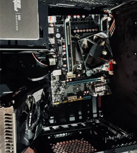 自用电脑，更新出旧零件，用了三年，机箱20...