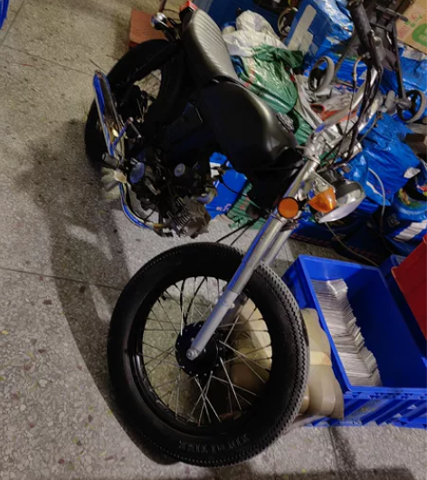 复古摩托车,上不了牌 感兴趣的话点“我想要...