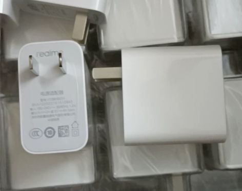 realme真我Q3pro原装30w充电器...