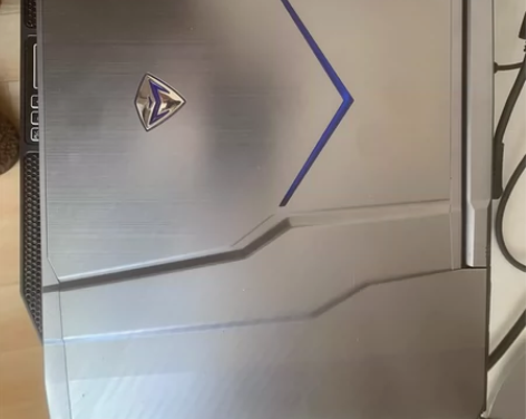 个人闲置机械师F117笔记本 功能完好 电...