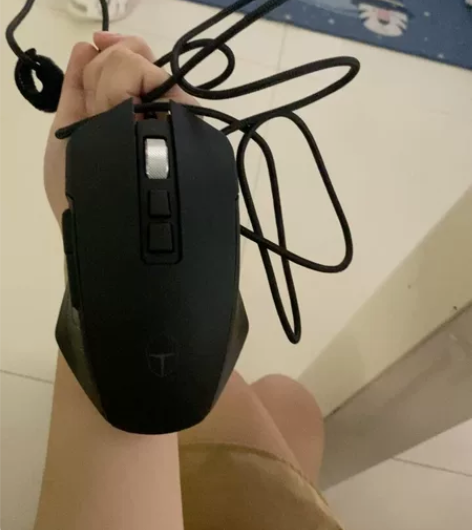 一次没用过 雷神鼠标 全新 感兴趣的话点“...