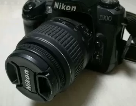 尼康单反D100，带镜头18-55，一套包...