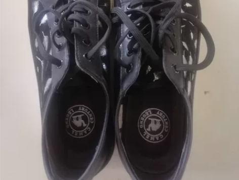 潮流时尚轻质滑板鞋羊皮板鞋 品牌：Came...