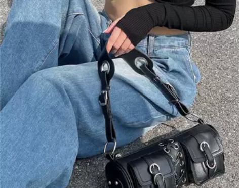 辣妹腋下包2022新款包包女小众设计机车单...