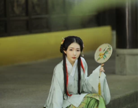 兰若庭 汉服 如意松鼠 明制 妆花  袄裙...