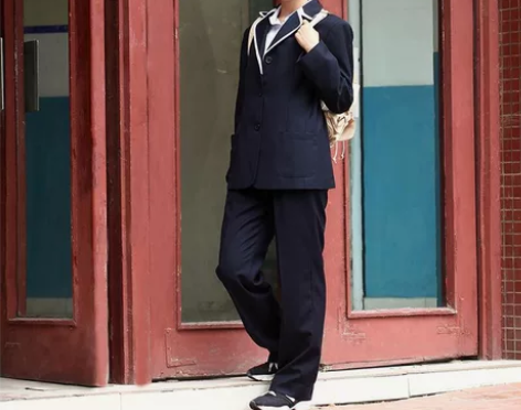 济南外国语校服裤子，全新女160，60包邮...