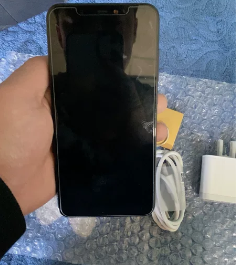 小米8屏幕指纹版6+128 运行内存:6G...