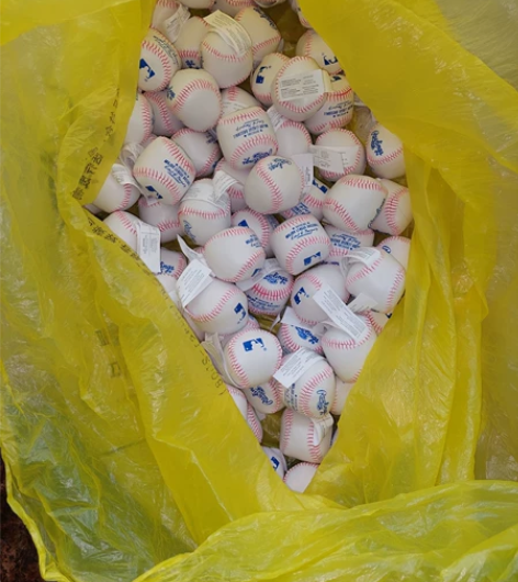 学生训练棒球99个，50个起售 感兴趣的话...