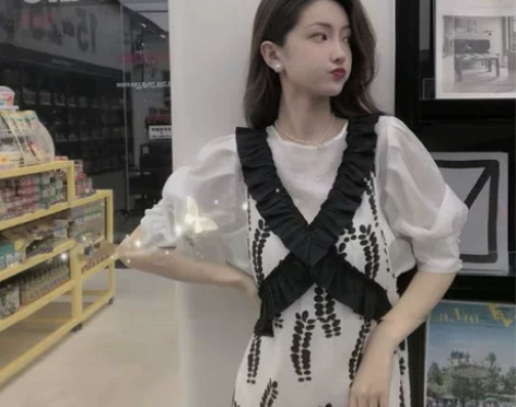 气质显瘦港风女神范智熏套装裙洋气2020春...