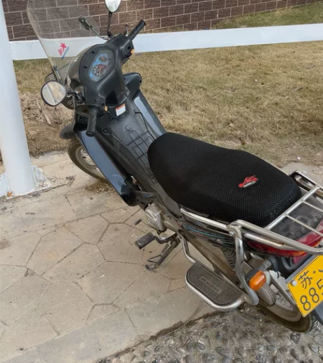 豪爵摩托车，手续齐全，保险在期，全车原装 ...