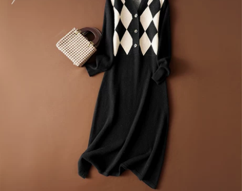 连衣裙长裙羊绒女长款高端v领拼色菱形针织裙...