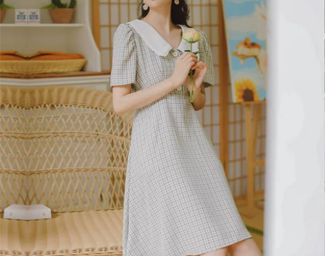 2021娃娃领格子连衣裙小个子夏清新甜美学...