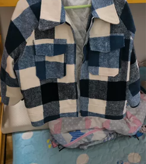 毛呢短款格子外套（适合配裙子和运动风） 感...