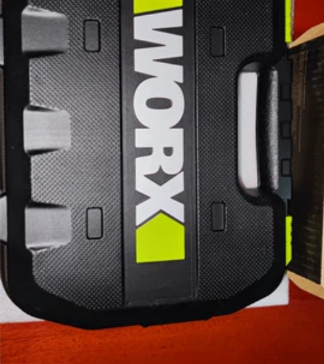 威克士WU132原装工具盒 开关位置稍微按...