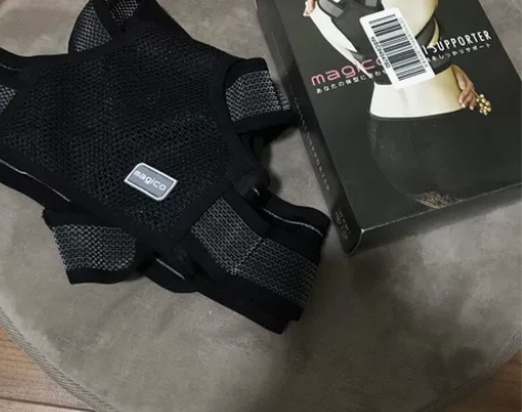 中山式magico背背佳 姿势修正带 黑色...