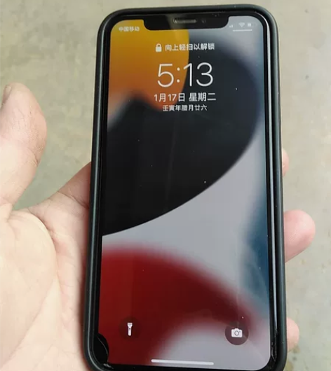 iphonex 64g 原装屏，左下有漏液...