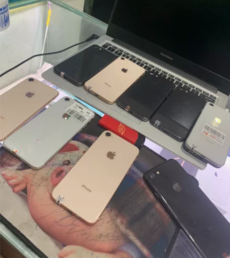 苹果8,64g,国行,支持移动联通电信卡,...