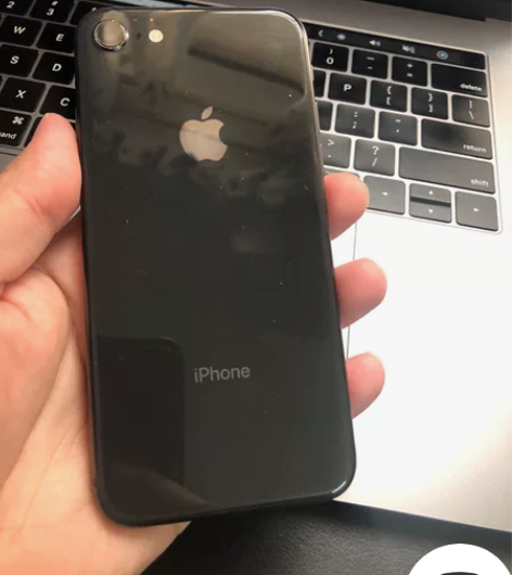 苹果8个人一手，64g国行，全网通，随便刷...