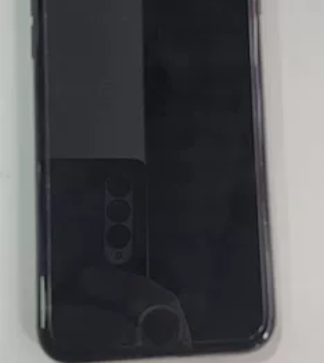 苹果8,64g,无ID,有配置锁,机器无拆...