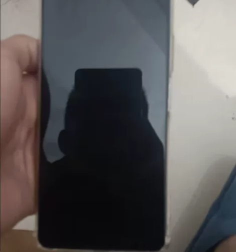 k40顶配12+256 无拆无修暗病 账号...