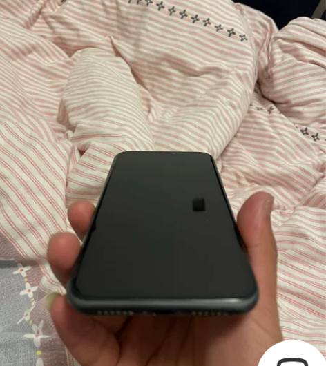 苹果11 128g 国行刚出来的时候买的中...