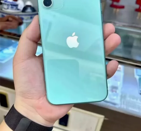 iphone 11国行64G ，无任何暗病...