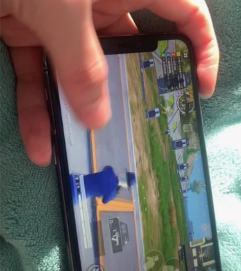 苹果11promax  64g 图片是反光...