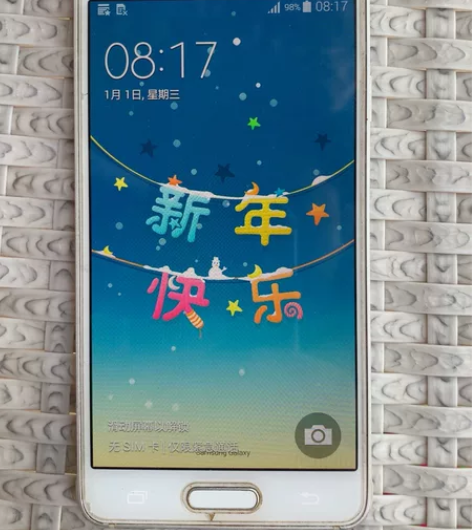 三星alpha  16G手机，电池不经用，...