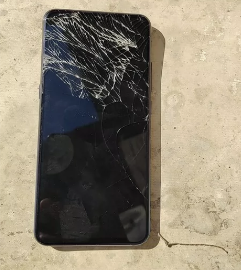 vivo x23炫彩版尸体机，按键有振动，...