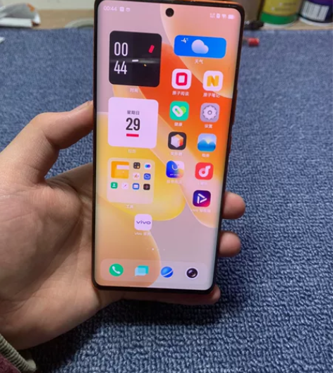 vivo x80pro 12+256 旅程...