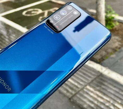 荣耀x10 5g 6+128g的，蓝色，所...