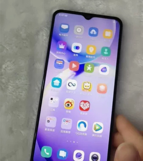 ViVO y30 8+128大屏幕外观靓 ...