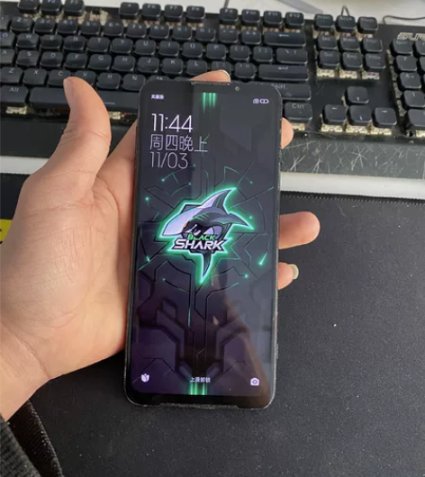 黑鲨游戏手机3    8+128G   黑...