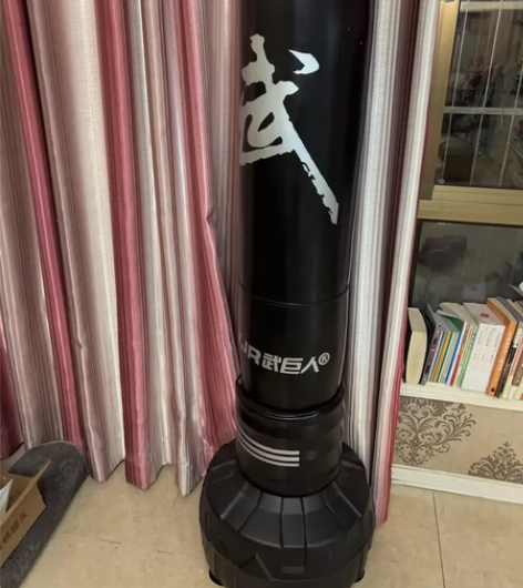 买回来就没有用过 拳击沙袋散打立式吊式家用...