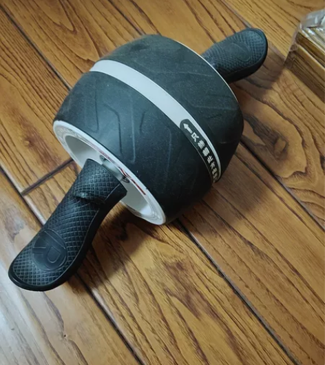 健腹轮，买来一直吃灰了 感兴趣的话点“我想...