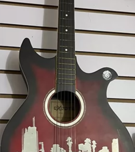 闲置吉他出售，自提，到付不包邮。 感兴趣的...