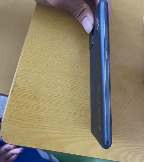 这我q 3 Pro 5G版 黑色要的联系 ...