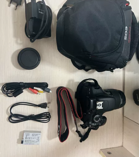 佳能600D 单反套机 原装镜头18-55...