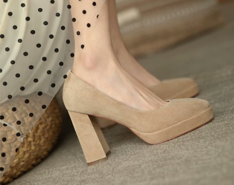 防水台高跟鞋粗跟2022春季新款浅口圆头杏...