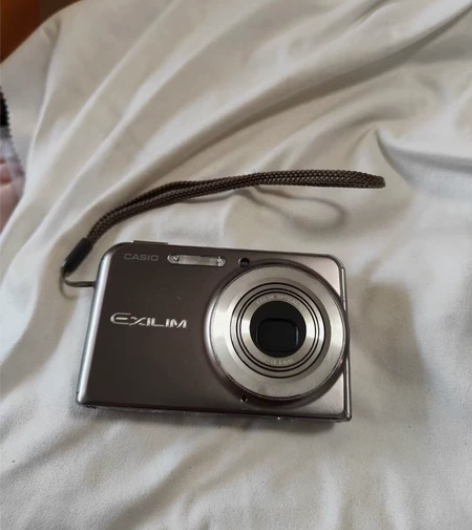 灰色卡西欧ex-s770经典CCD，数码相...