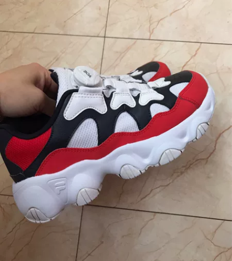 斐乐童鞋，95新，不退换 感兴趣的话点“我...