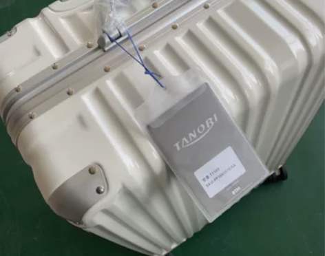 MARRLVE日本铝框箱珠光白拉杆箱旅行箱...