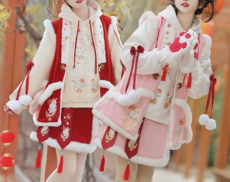 几乎全新吊牌未拆,只穿着在家拍了一张相片~...