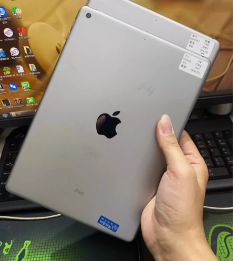 闲置  ipad  2018 128G，w...